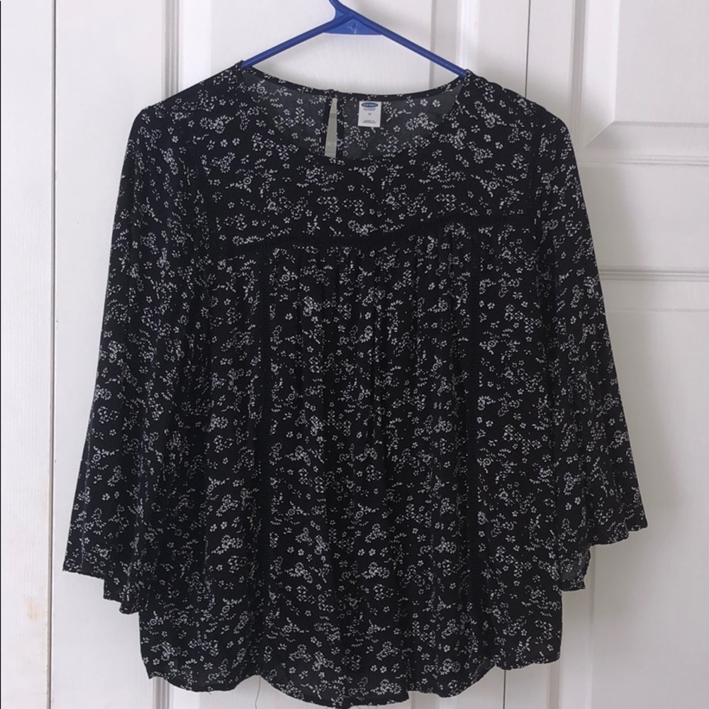 black flower blouse!!